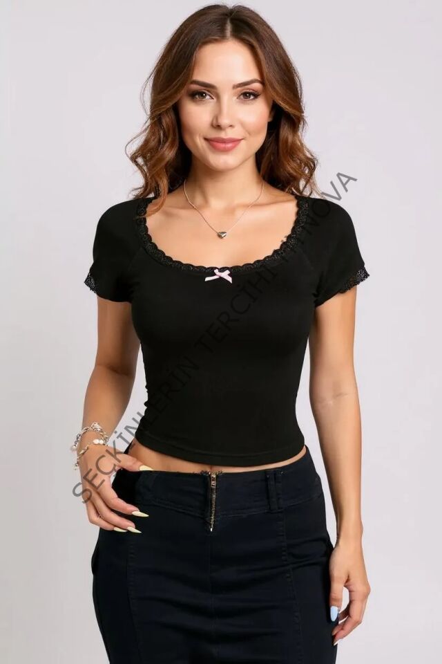 Kadın Siyah Göğsü ve Kolları Dantelli Fiyonklu Kısa Kol Crop Top Bluz – Şık, Rahat ve Kolay Kombinlenebilir