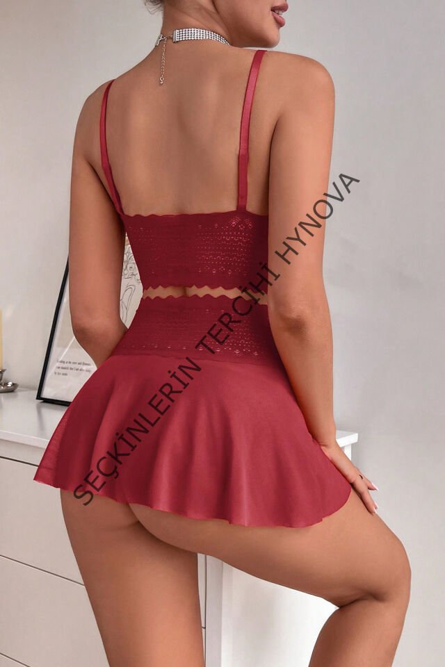 Kadın Bordo Dantel ve Tül Detaylı Etekli Şık Gecelik Takımı – Modern, Konforlu