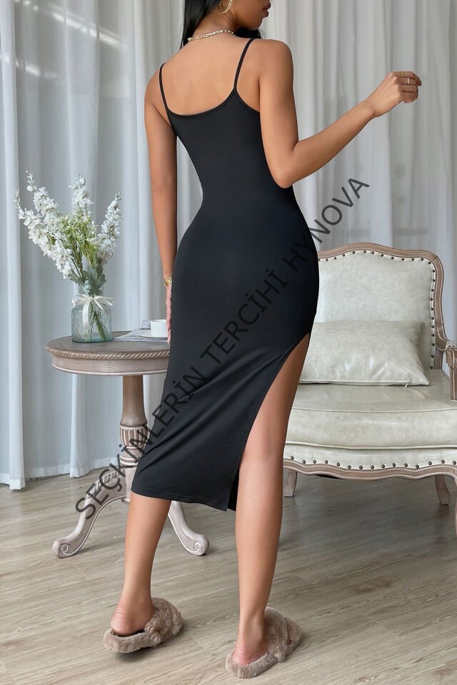 Kadın Siyah Yırtmaçlı Diz Altı Vücüdu Saran Gecelik