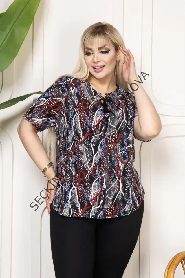 Desenli Püsküllü Viskon Bluz Bebe Yaka Kısa Kollu Big Size Rahat Kesim - Desenli