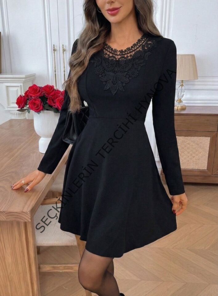 Kadın Uzun Kollu Yakası Dantelli Mini Ithal Krep Elbise