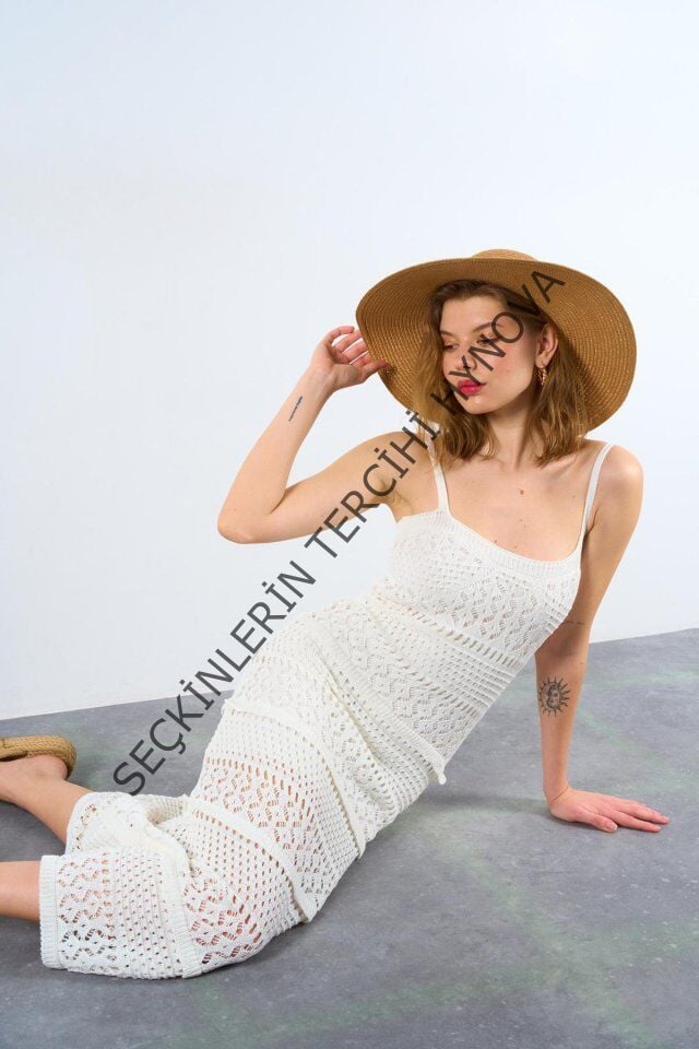 Ajurlu Astarlı Elbise - Ekru