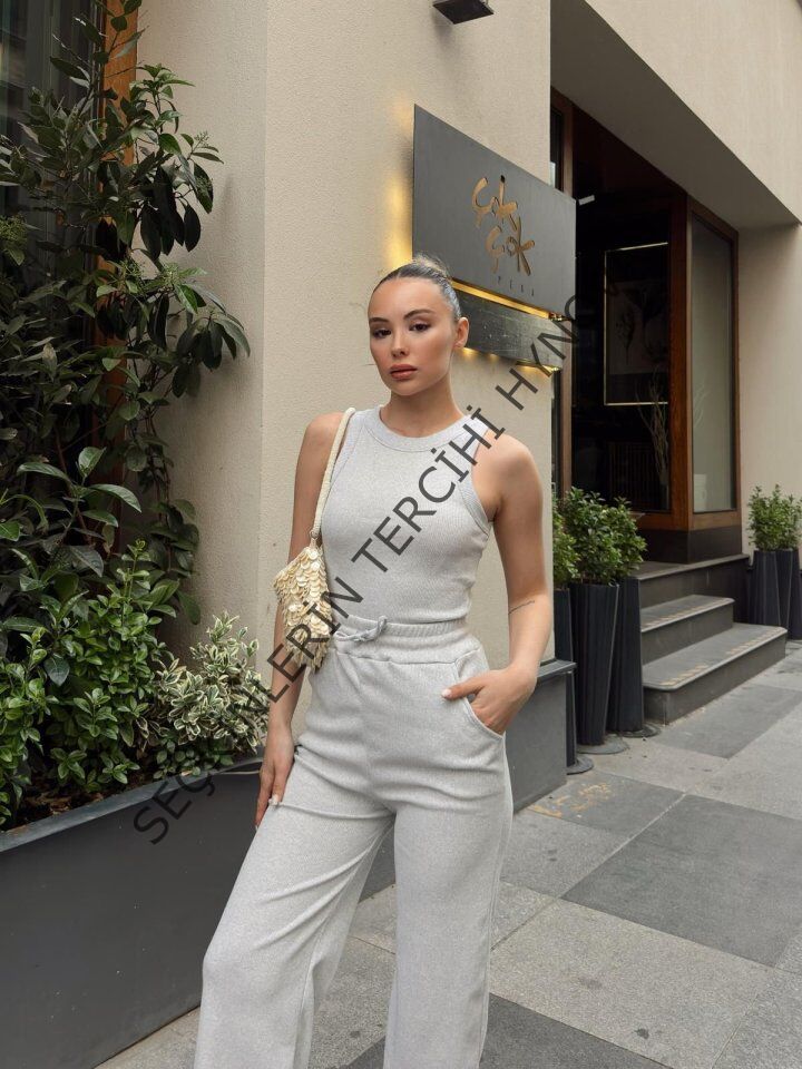 Kadın Kaşkorse Kumaş Atlet Ve Yüksek Bel Bol Paça Pantolon Ikili Takım