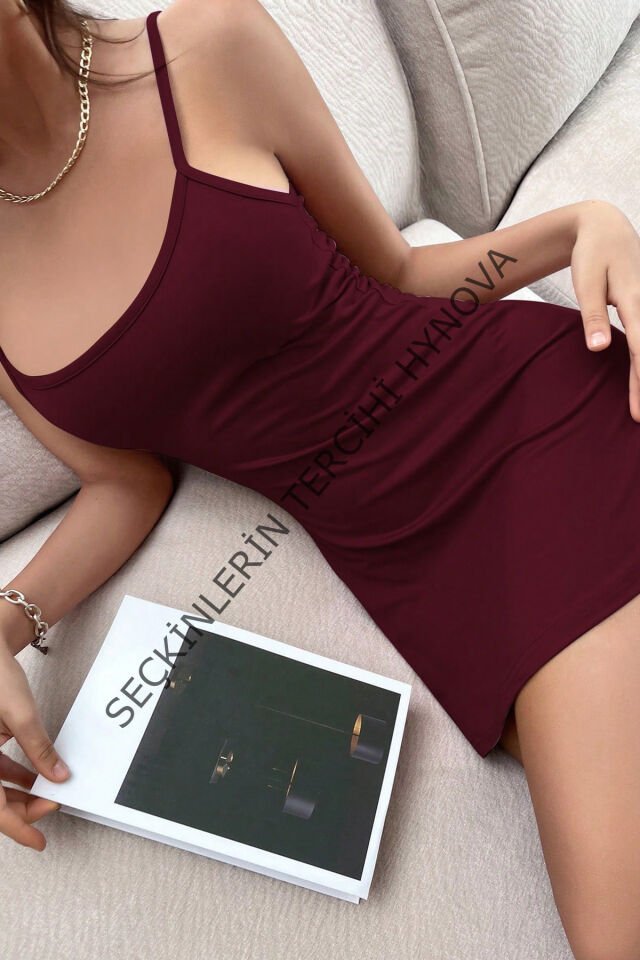Kadın Bordo Sırt Kısmı Komple Dantelli Mini Gecelik – Modern ve Şık Tasarım