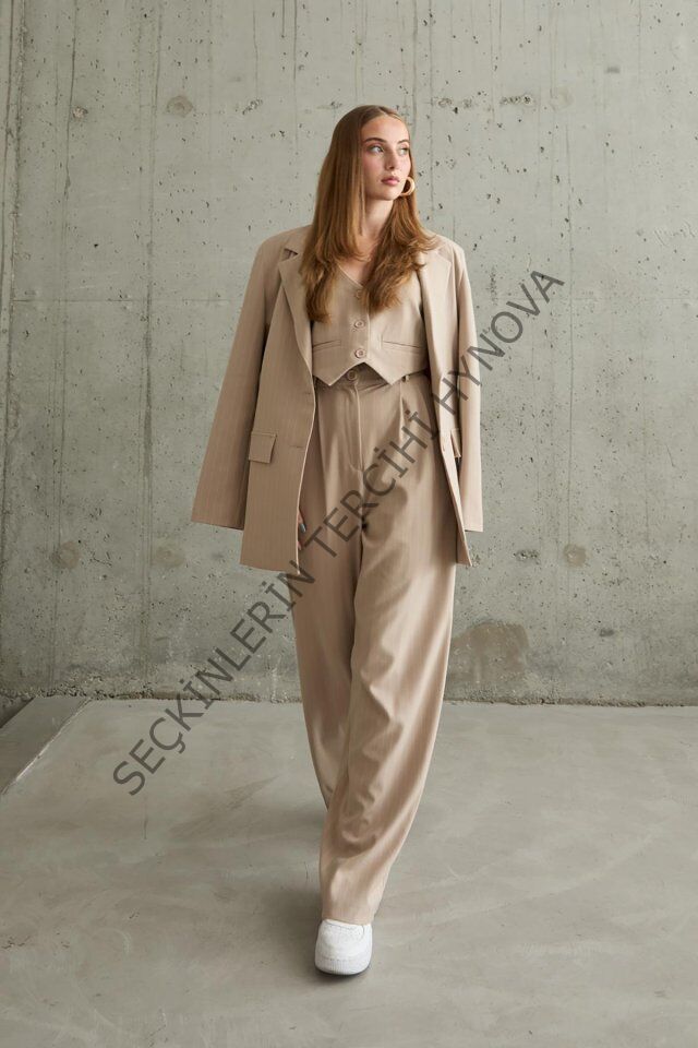 Bej Çizgili Ceket - Yelek Ve Pantolon Takım