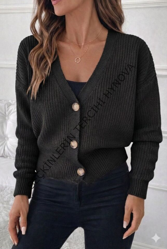 Kadın Uzun Kollu Düğme Detay Triko Hırka