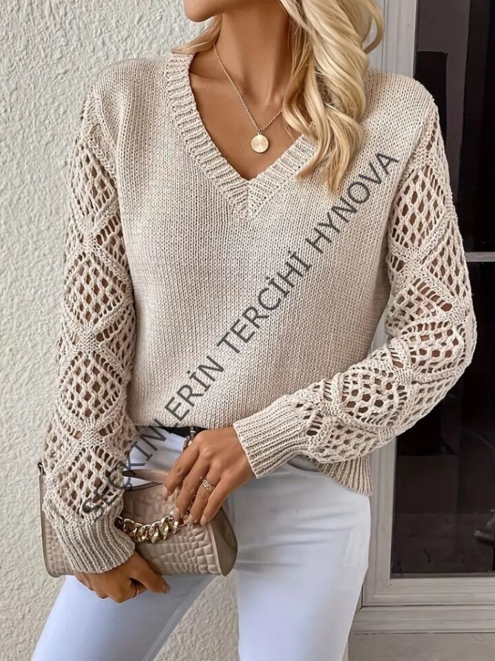 Kadın Uzun Kollu V Yaka Kol Delikli Baklava Desen Detaylı Triko Kazak