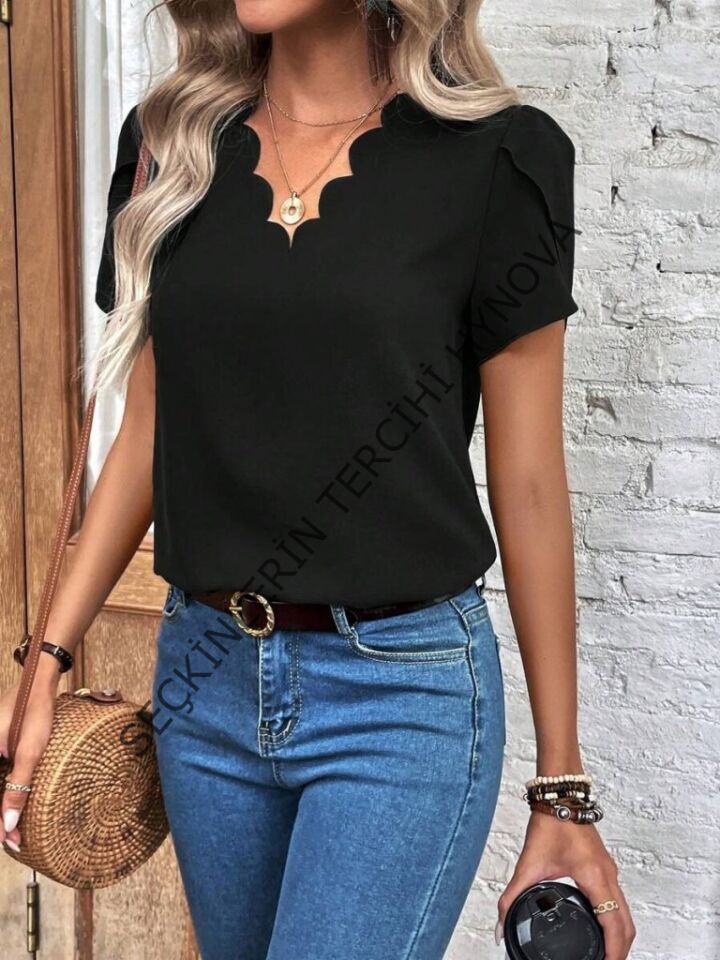 Kadın Kısa Kollu Lazer V Yakalı Ithal Krep Bluz
