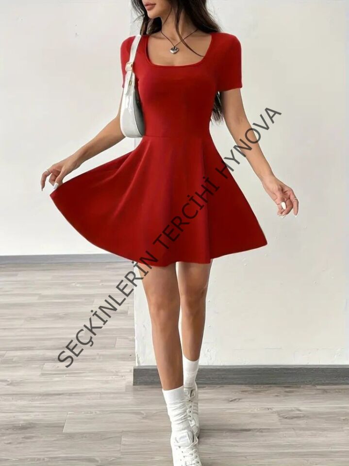 Kadın Kısa Kollu Kare Yaka Short Detaylı Cepli Dalgıç Elbise