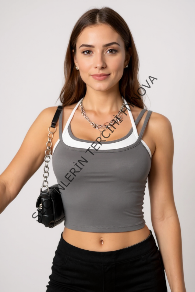 Kadın Antrasit Gri Beyaz Çift Renk Çapraz Askılı Crop Top Bluz – Şık, Rahat ve Kolay Kombinlenebilir
