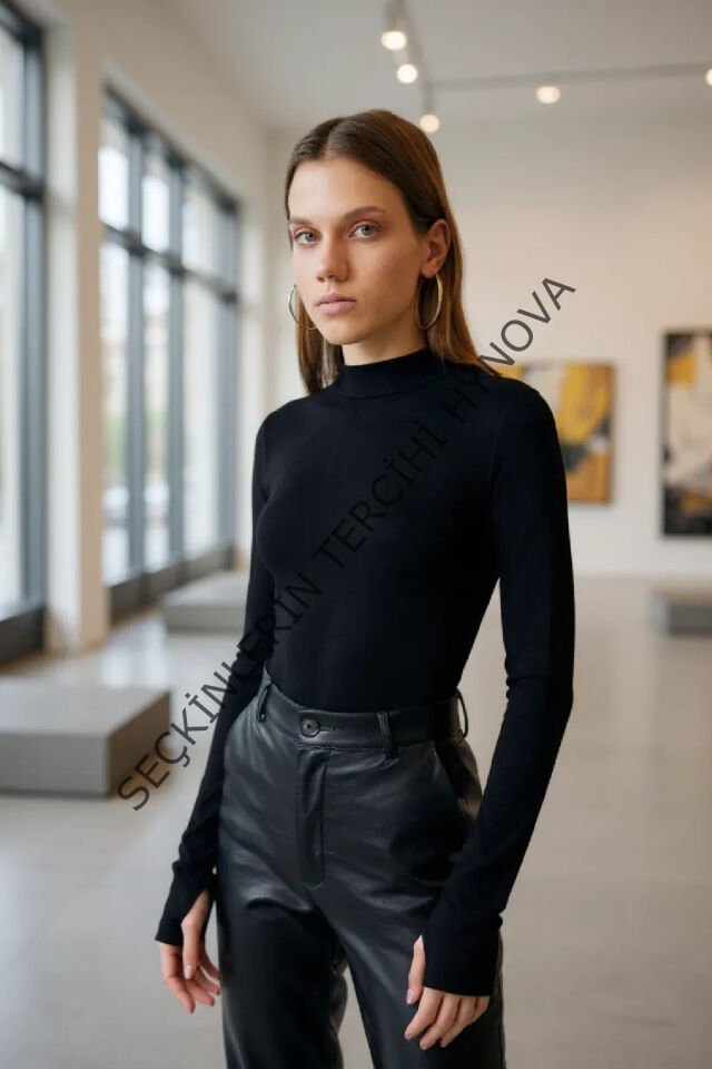 Kadın Siyah Parmak Detaylı Esnek Uzun Kollu Body