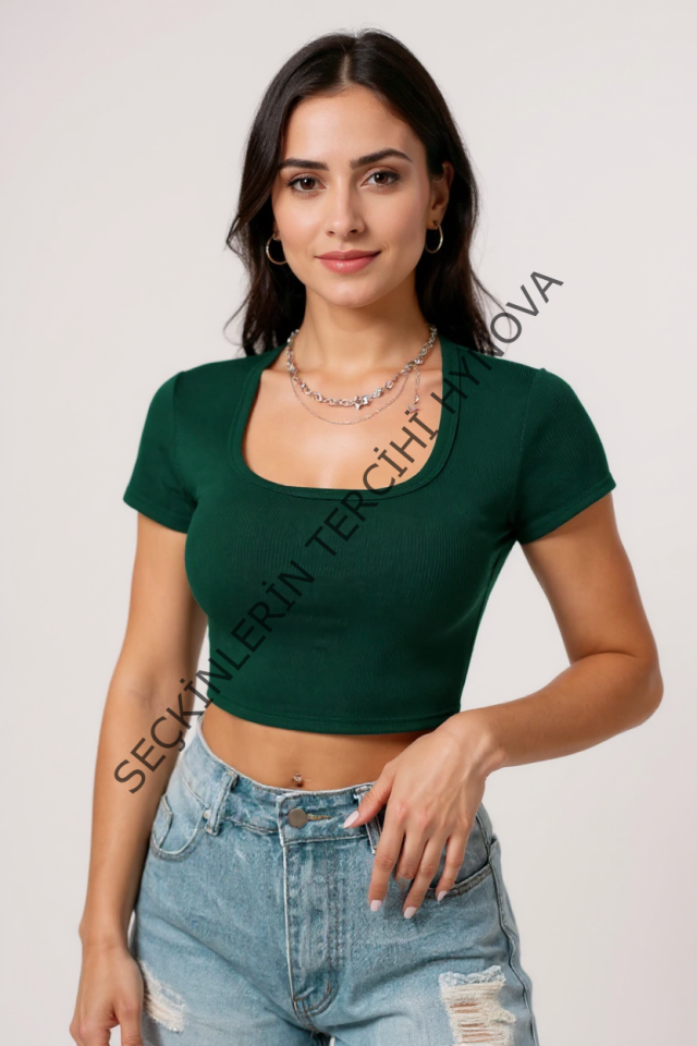 Kadın Yeşil Yarım Kol Düz Yaka Crop Top Bluz – Şık, Rahat ve Kolay Kombinlenebilir
