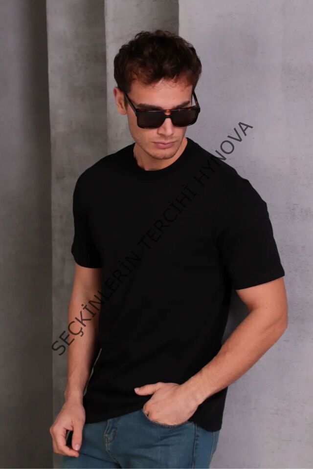 Erkek Relax Fit Bisiklet Yaka %100 Pamuk Rahat Kesim Basic Tişört