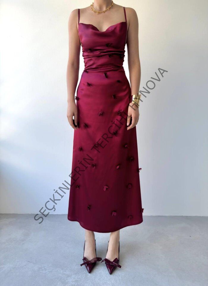 Dora Çiçek Detaylı Elbise