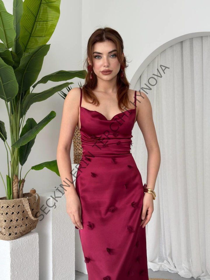 Dora Çiçek Detaylı Elbise