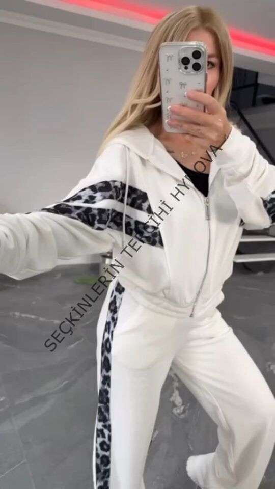 Kadın Uzun Kollu Kapşonlu önü Fermuarlı Leopar Desenli Modal Bluz Ve Pantolon Ikili Takım