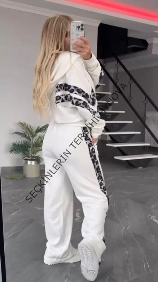 Kadın Uzun Kollu Kapşonlu önü Fermuarlı Leopar Desenli Modal Bluz Ve Pantolon Ikili Takım