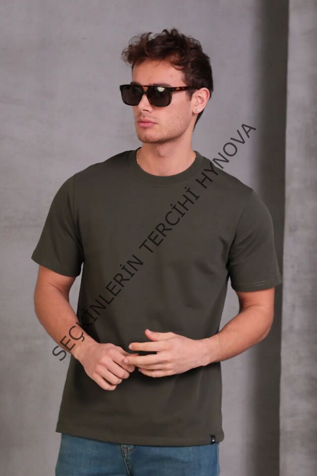 Erkek Relax Fit Bisiklet Yaka %100 Pamuk Rahat Kesim Basic Tişört