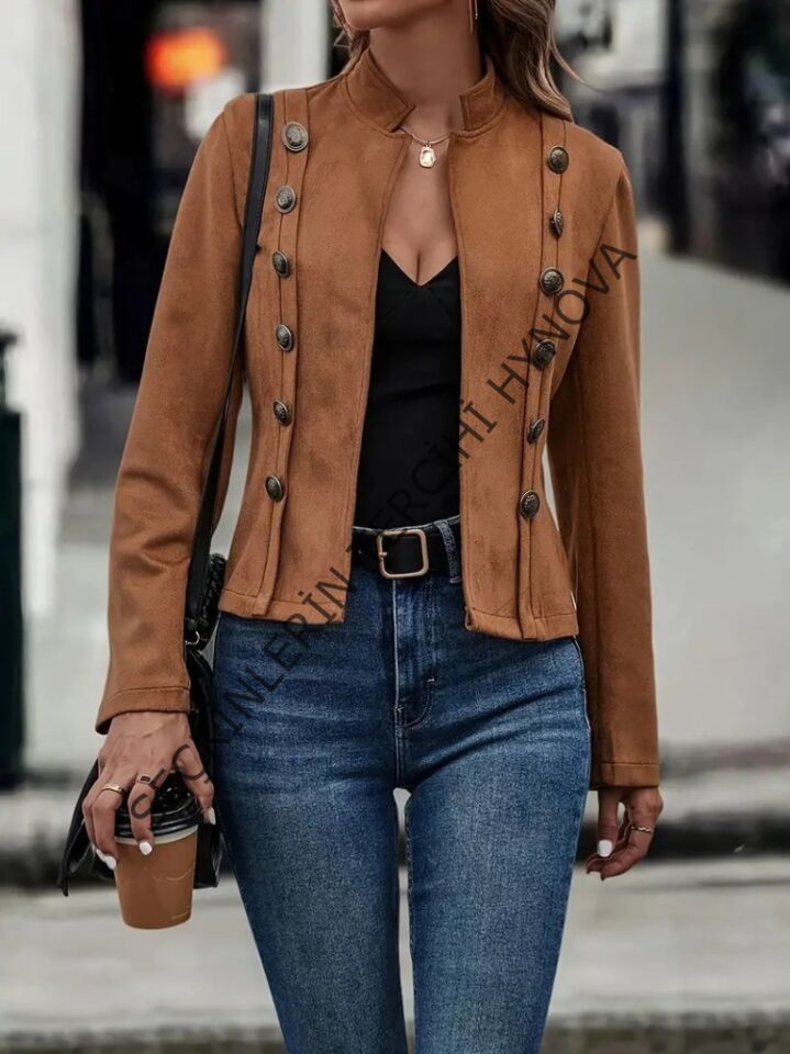 Kadın Uzun Kollu Hakim Yaka Yanlardan Düğmeli Kısa Süet Ceket