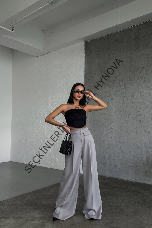 Üç Düğme Detayli Palazzo Pantolon