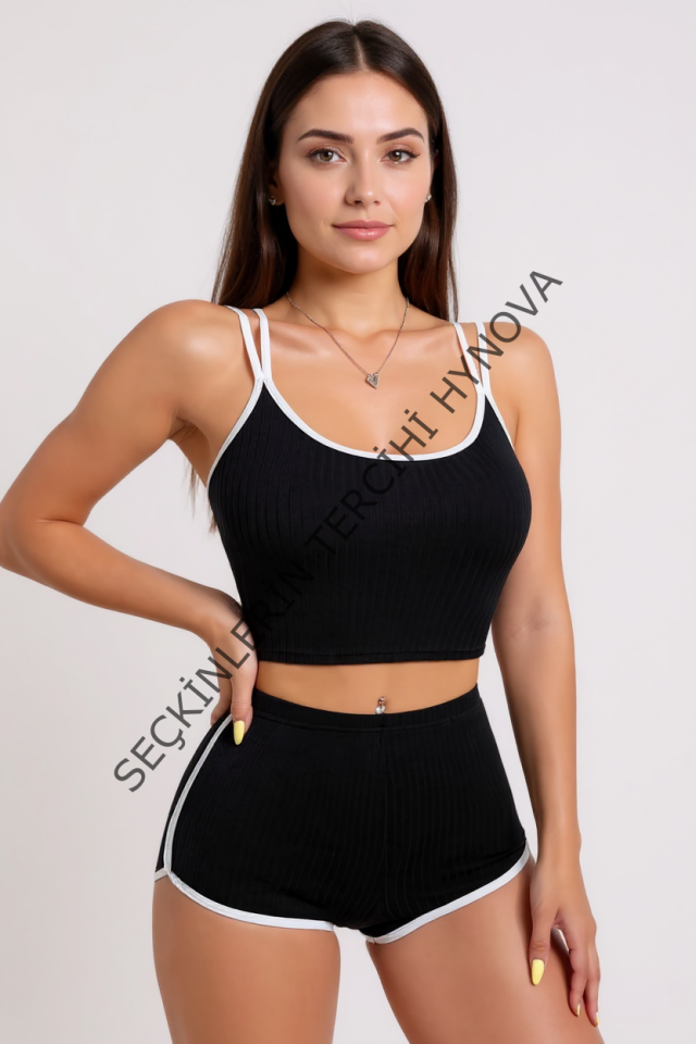Kadın Siyah Beyaz Çapraz Lastik Detaylı Kaşkorse Şortlu Gecelik Takımı – Modern, Konforlu ve Günlük Kombinlere Uygun