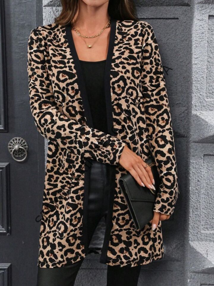 Kadın Uzun Kollu önü Açık Leopar Desenli Modal Ceket