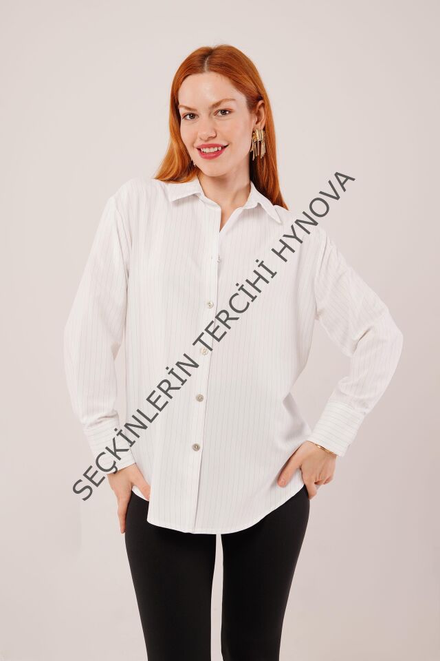 İnce Çizgi Detaylı Beyaz Gömlek