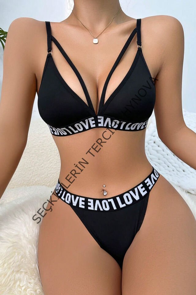Kadın Siyah Love Yazı Detaylı Harness İç Çamaşır Takımı – Modern, Konforlu ve Günlük Kombinlere Uygun