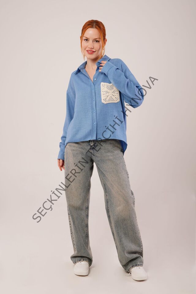Etnik Cep Detaylı Mavi Gömlek