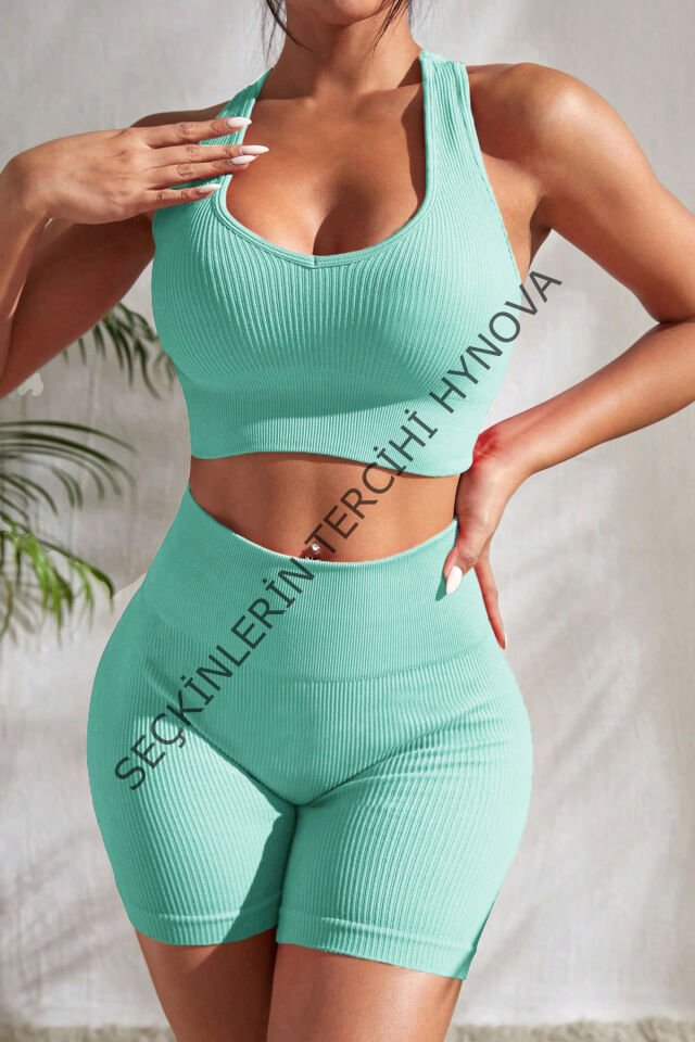 Kadın Açık Mavi Yüksek Bel Çapraz Sırt Detaylı Şortlu Gecelik Takım – Modern, Konforlu ve Günlük Kombinlere Uygun