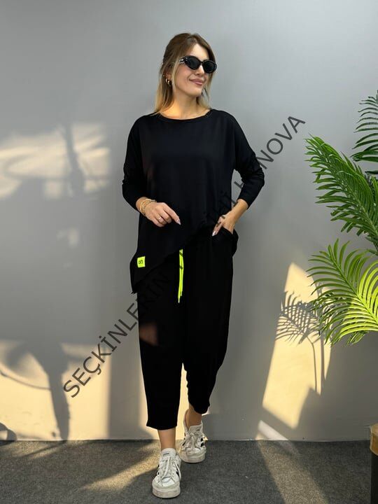 Kadın Iki Iplik Viskon Pamuk Kumaş Arma Detaylı Ikili Takım