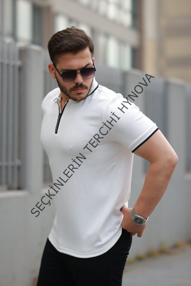 Erkek Fermuar Yakalı çizgi Detaylı Kısa Kollu Tişört