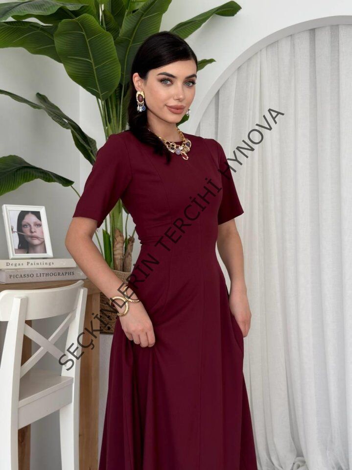 Wera Pliseli Midi Elbise