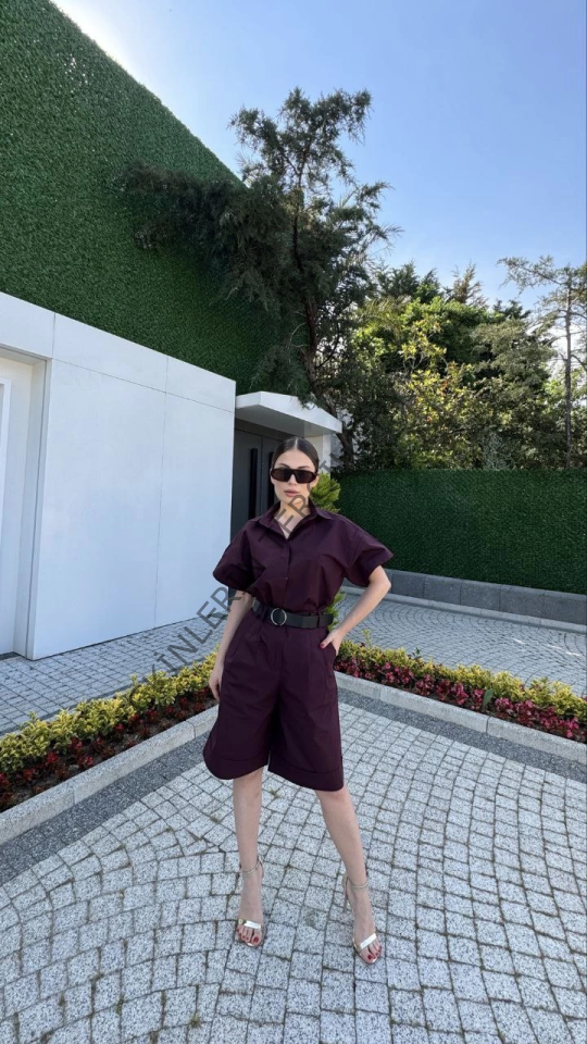 Yakalı Gömlek Kemerli Şortlu Takım - Bordo