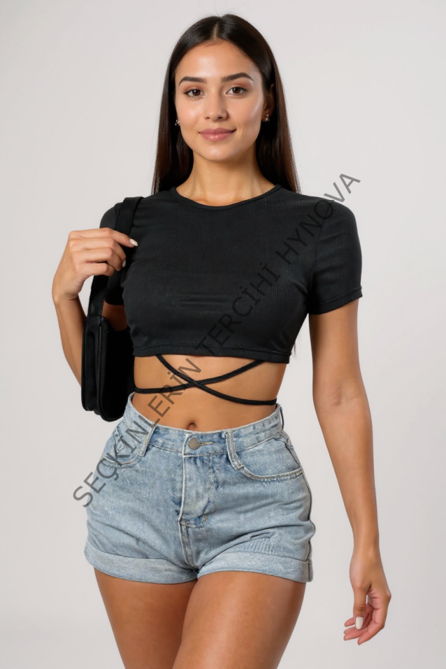 Kadın Siyah Yarım Kol Çapraz Bağlamalı Crop Top Bluz – Şık, Rahat ve Kolay Kombinlenebilir