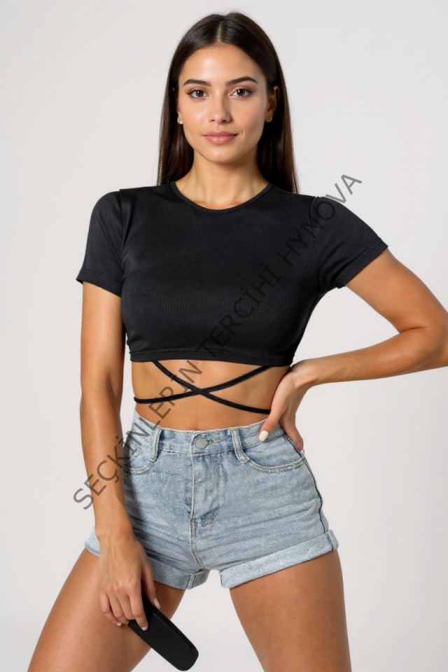 Kadın Siyah Yarım Kol Çapraz Bağlamalı Crop Top Bluz – Şık, Rahat ve Kolay Kombinlenebilir