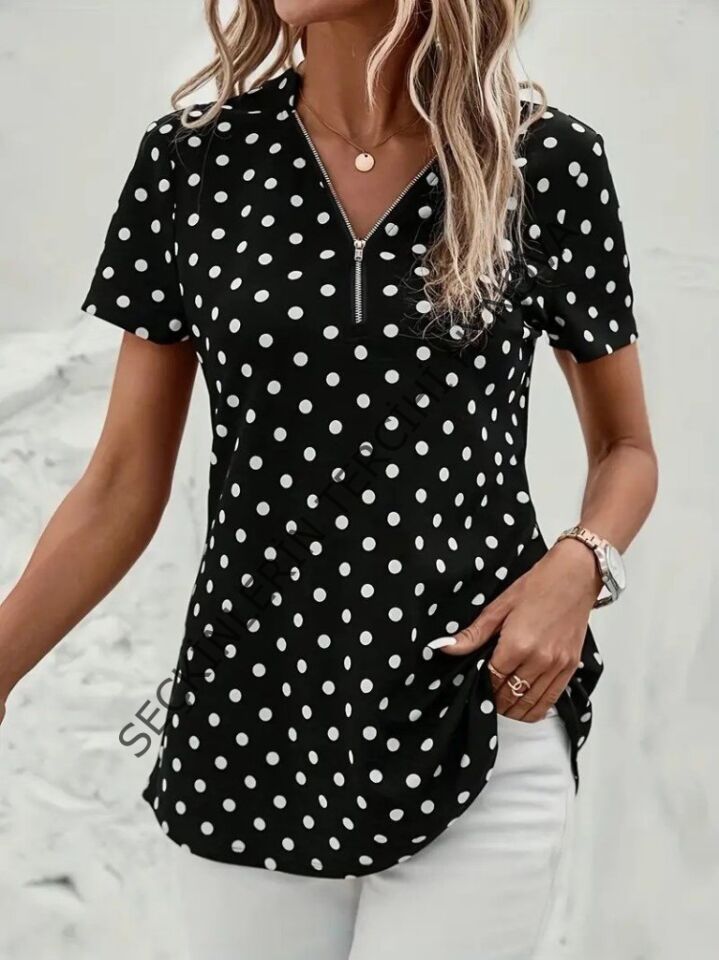 Kadın Kısa Kollu Yakadan Fermuarlı Puantiyeli Uzun Dokuma Viskon Bluz