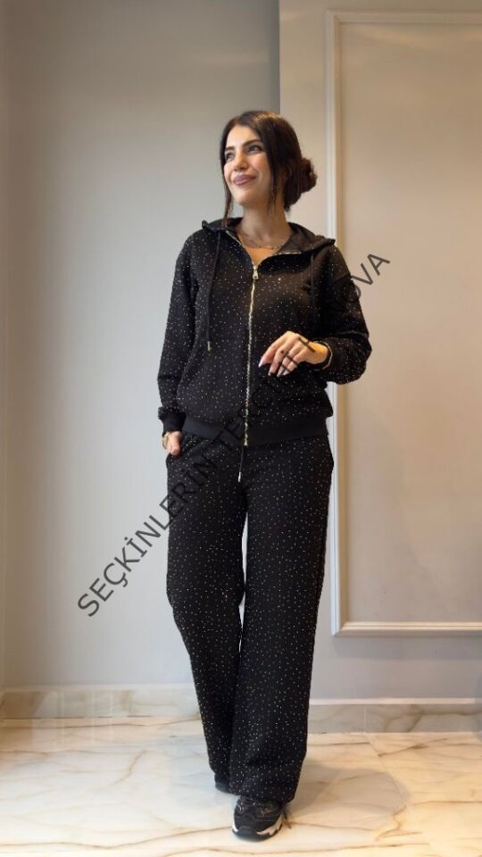 Kadın Uzun Kollu Kapşonlu Fermuarlı Taşlı önü Fermuarlı Viskon Iki Iplik Bluz Ve Eşofman Altı Ikili Takım