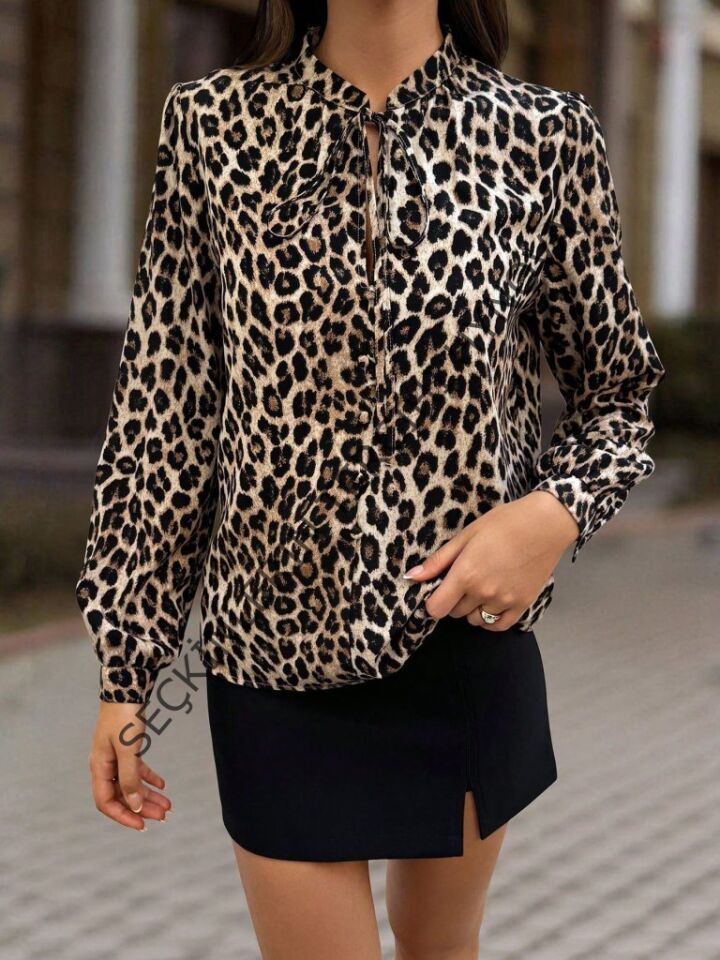 Kadın Uzun Kollu Yakadan Bağcıklı Leopar Desenli Süprem Bluz