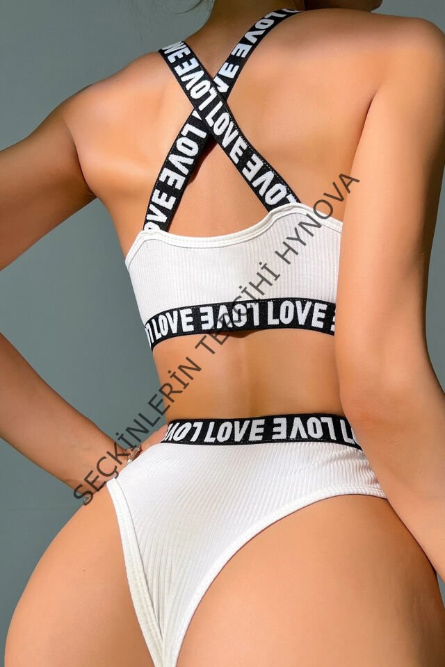 Kadın Beyaz Çapraz Sırt Ve Love Yazı Detaylı Iç Çamaşır Takımı – Modern, Konforlu