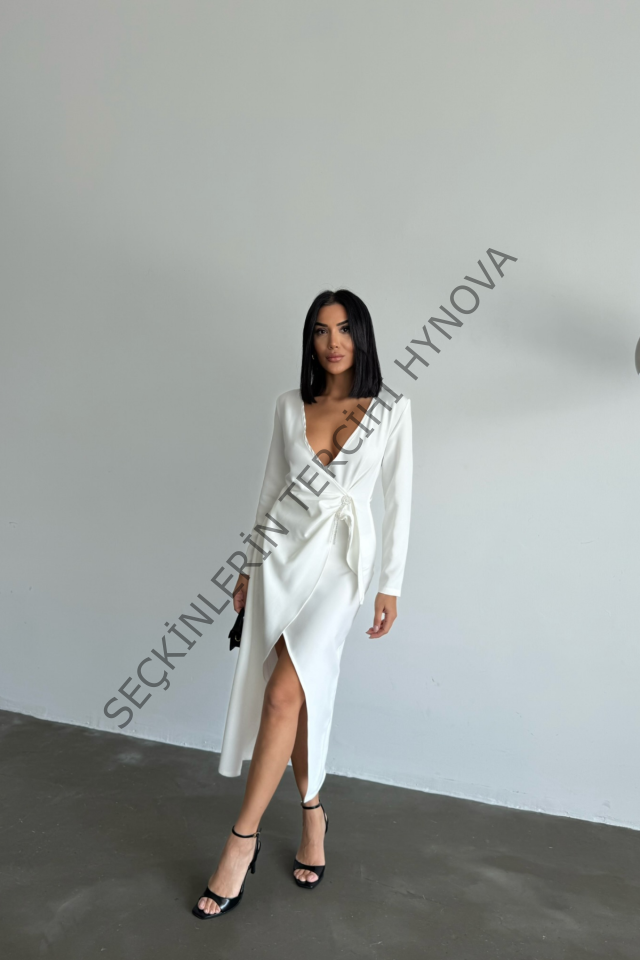 KRUVAZE BROŞ DETAYLI ELBİSE - Beyaz