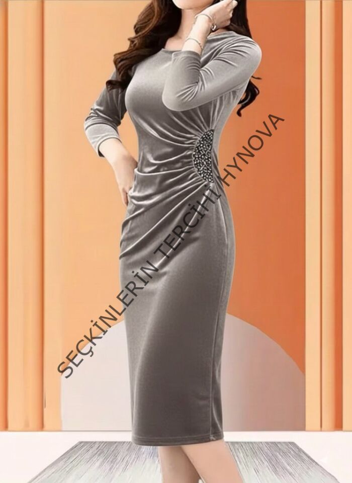 Kadın Uzun Kollu Bot Yaka Yanı Taş Detaylı Midi Kadife Elbise