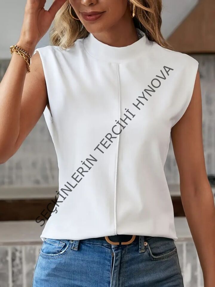 Kadın Kısa Reglan Kollu Yarı Balıkçı Yaka Ithal Krep Bluz